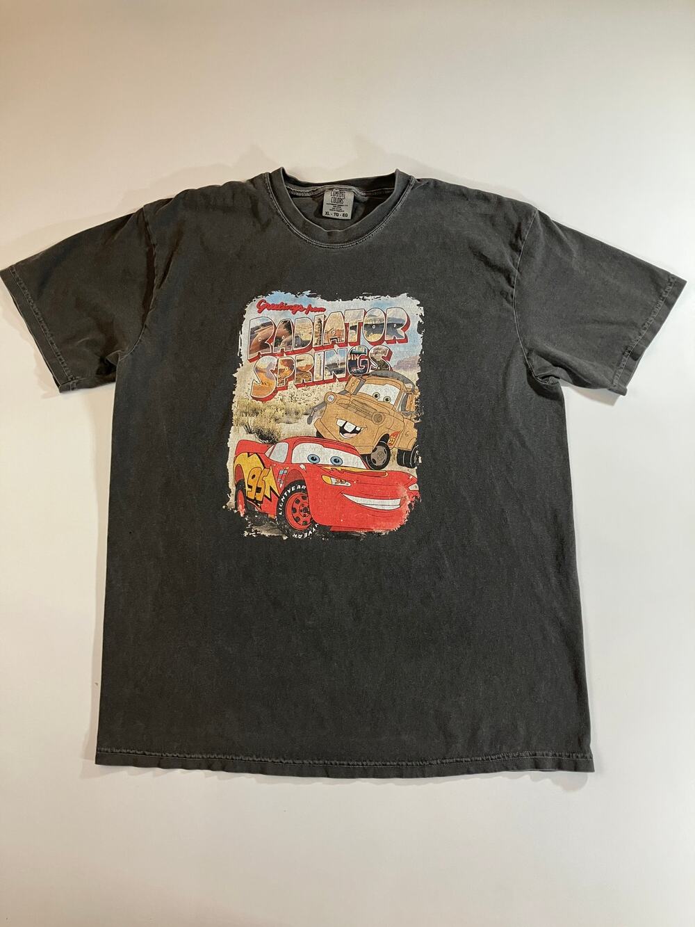 Disney Pixar Cars XL T-Shirt Lightning McQueen Mater Radiator Springs